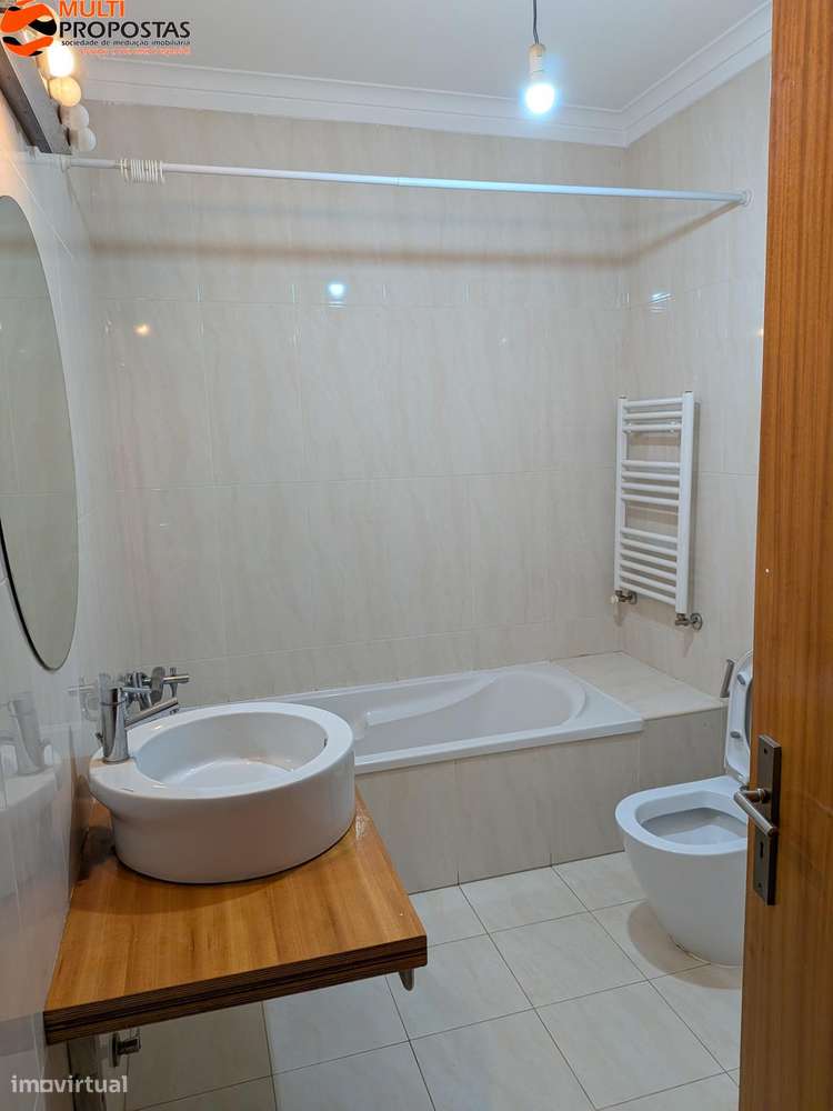 T2 C/ TERRAÇO - S. VICENTE (D.DIOGO)-24