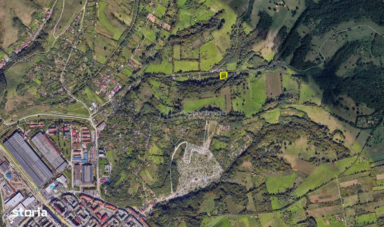 Resita, Teren Drept Intravilan, Langa Prau si Drum, 1308 Mp., 15 EuroM-1