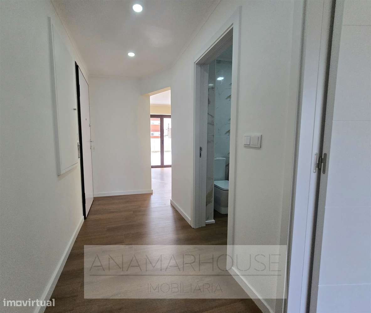 T1 Belas remodelado com terraço,Queluz,Lisboa - Grande imagem: 4/15