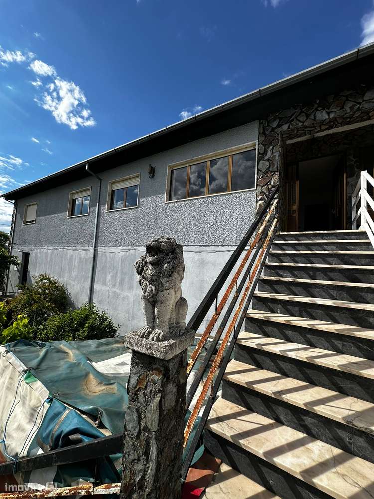 Imóvel de banco : escritura ao abrigo do simplex-6