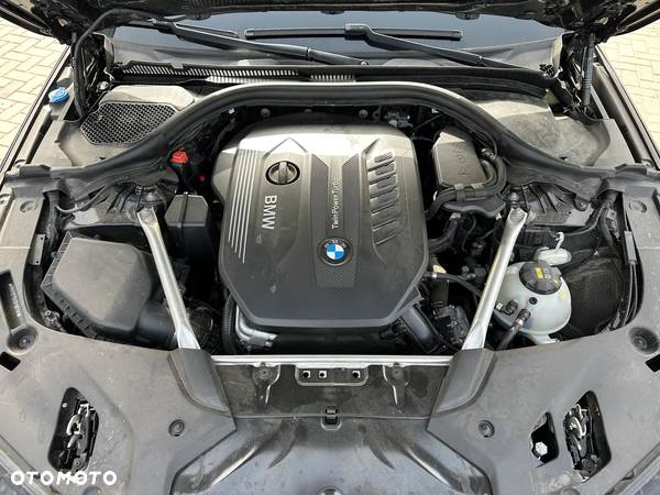 BMW Seria 5 - 32