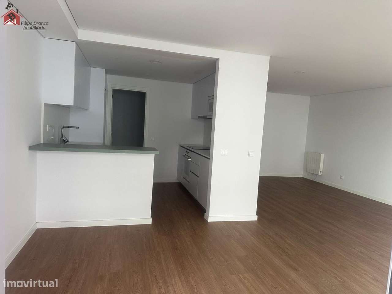 T2+1 NOVO PRONTO HABITAR! VISTA MAR SANTA MARINHA GAIA!-8