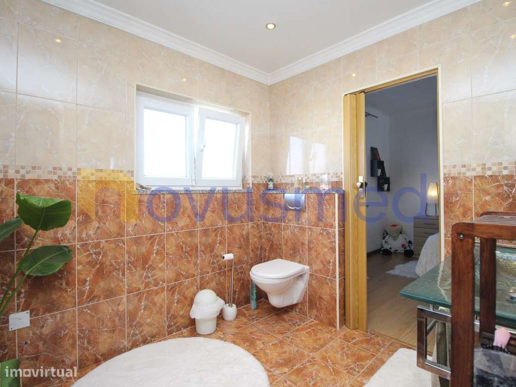 Moradia T4 com piscina, térrea perto da praia e do Golf dos Salgados-34