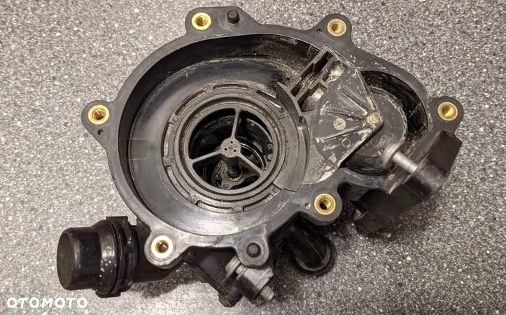 TERMOSTAT VW TIGUAN 06L121111H - 3