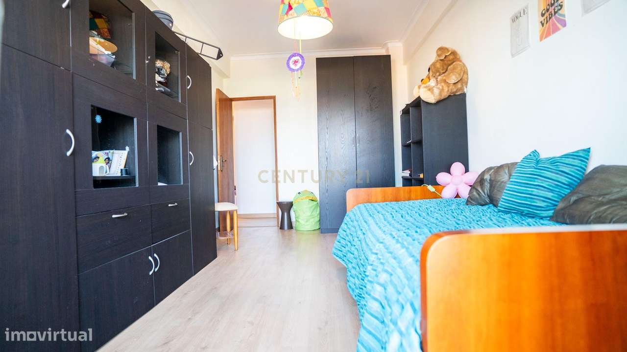 Apartamento T3 São João da Talha-20