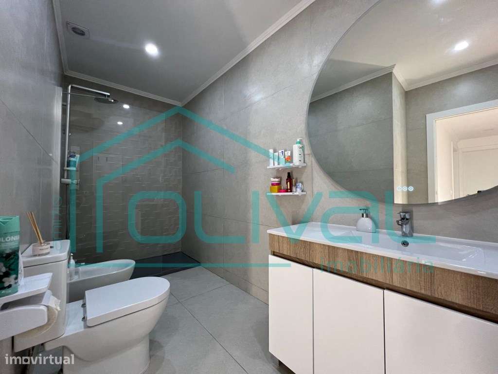 **Vivenda T2 Remodelada com Terraço em A-dos-Melros, Alverca do Rib...-13