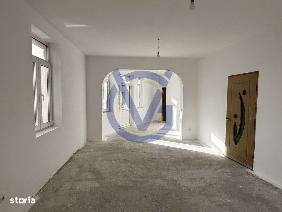 Ce alegi: Birou, Locuire sau AirBnB? Doua apt 6 cam, S totala 130mp! C - Imagine principală: 2/19