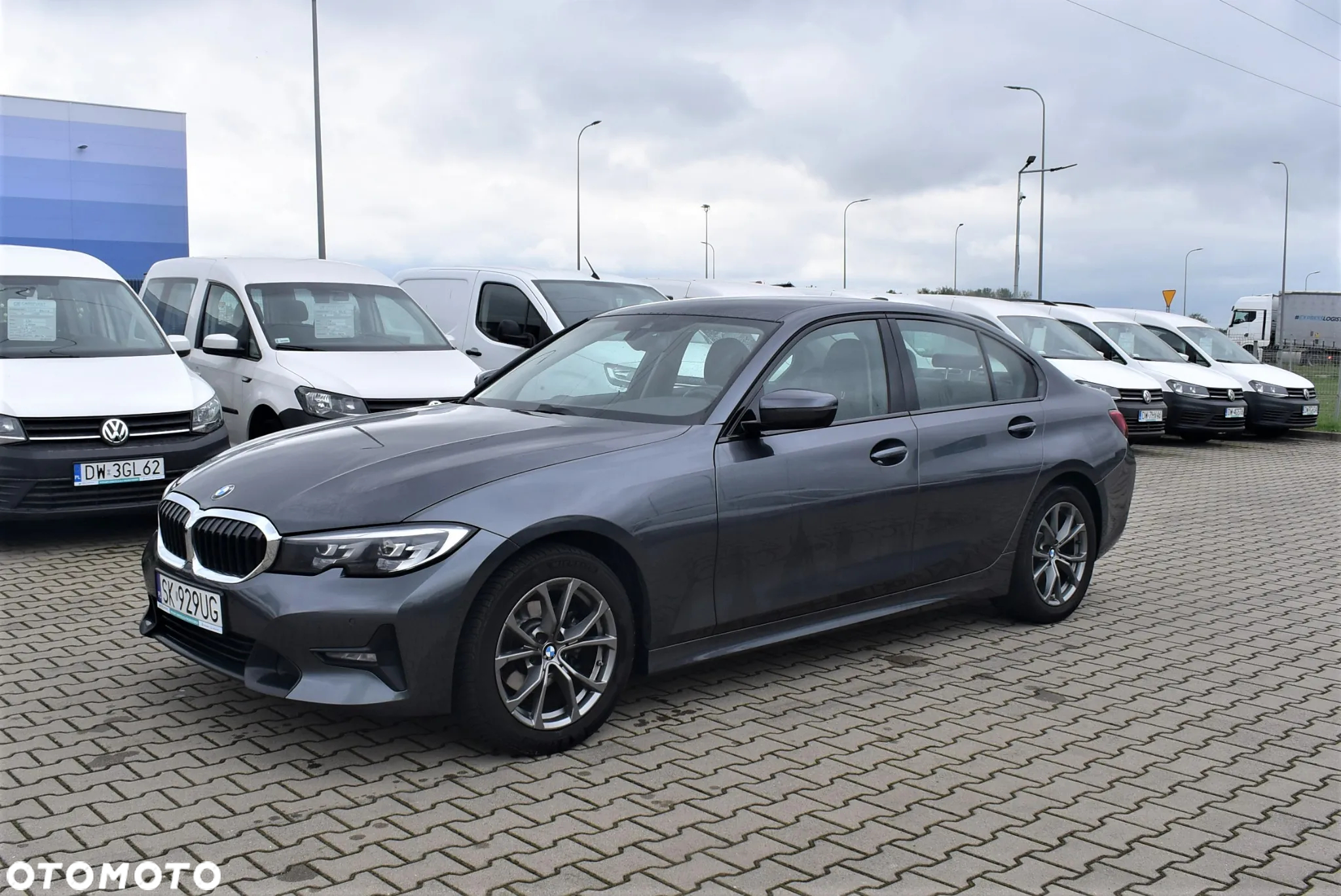 BMW Seria 3 318i Sport Line - 3