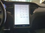 Tesla Model X - 20