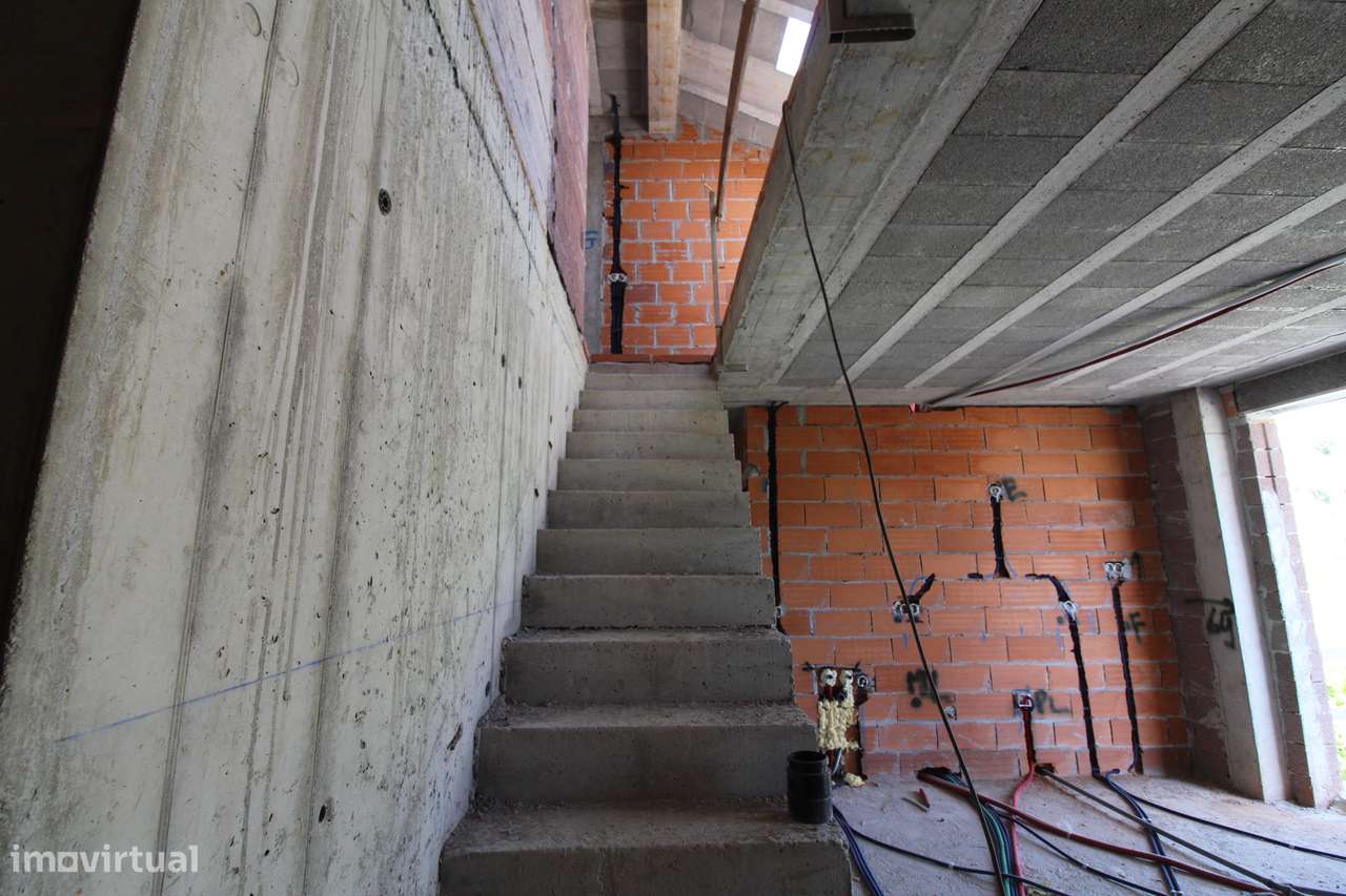 Duplex em Prédio Moderno-9
