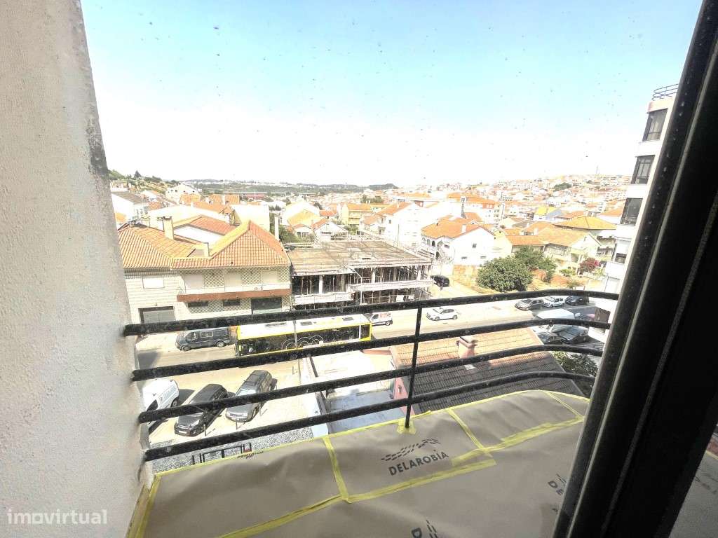 ARRENDAMENTO T4 COM PARQUEAMENTO EM CASAL DE CAMBRA - Grande imagem: 5/30