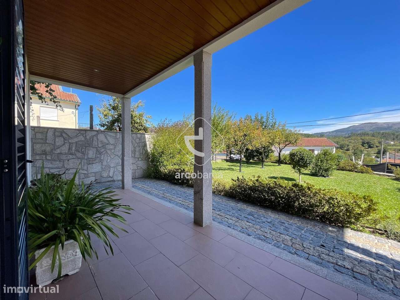 Moradia T4 - Couto - Arcos de Valdevez-17
