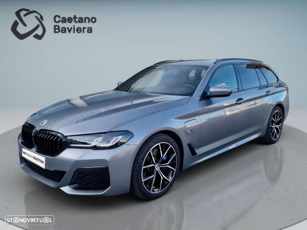 BMW 530 e Pack 50 anos M - 1