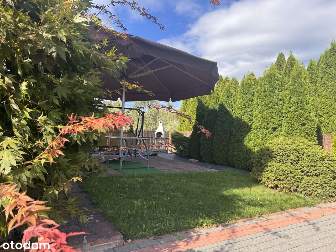 Wyjątkowa nieruchomość z częścią usługową-14