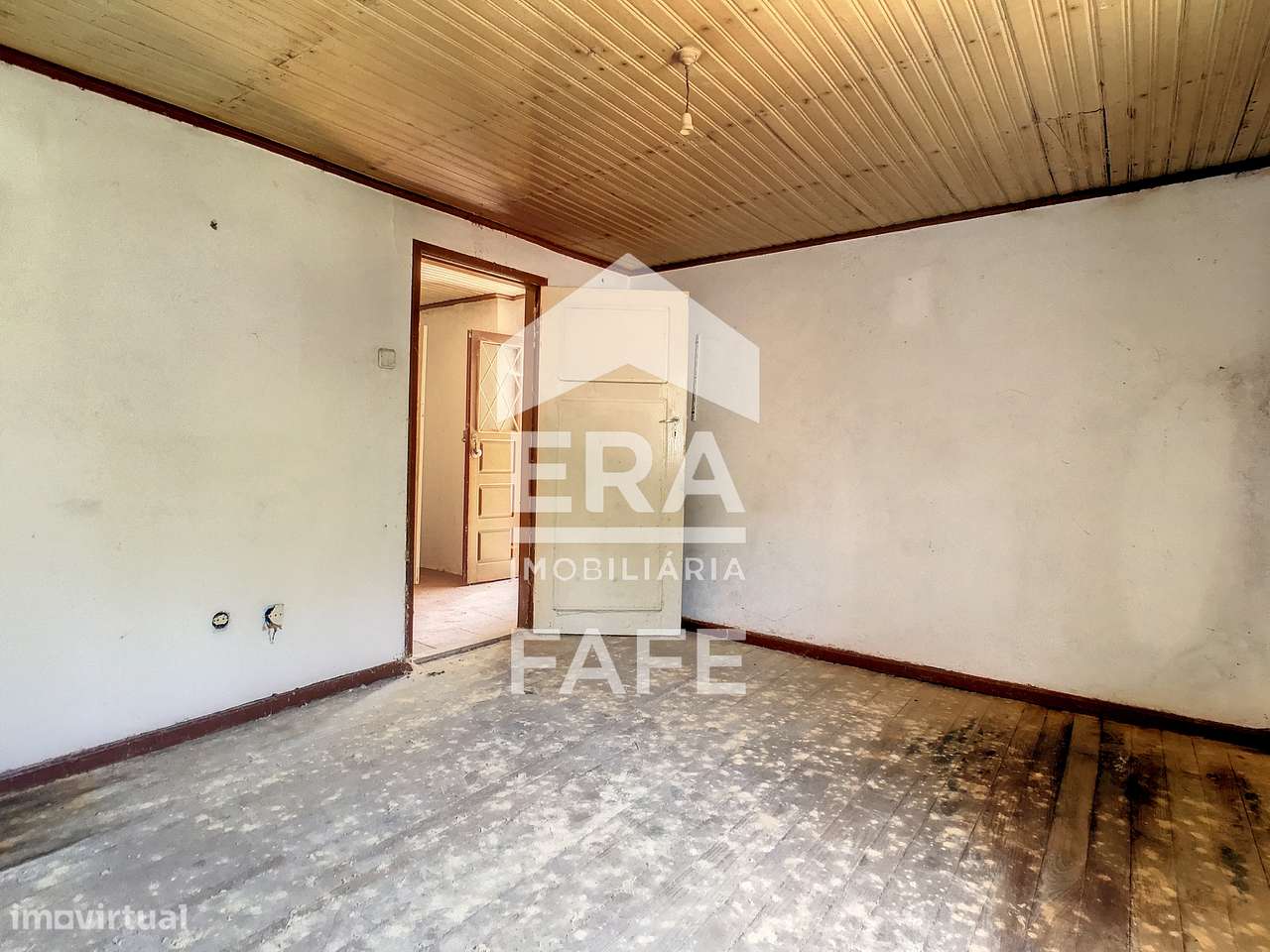 Moradia V2 em pedra em Ribeiros - Grande imagem: 4/11