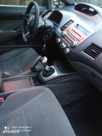 Honda Civic 1.8 Comfort - 18