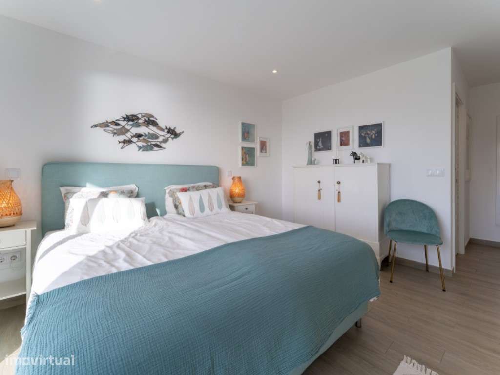 Apartamento T4 com Vista Mar, Terraço e Garagem na Nazaré-7