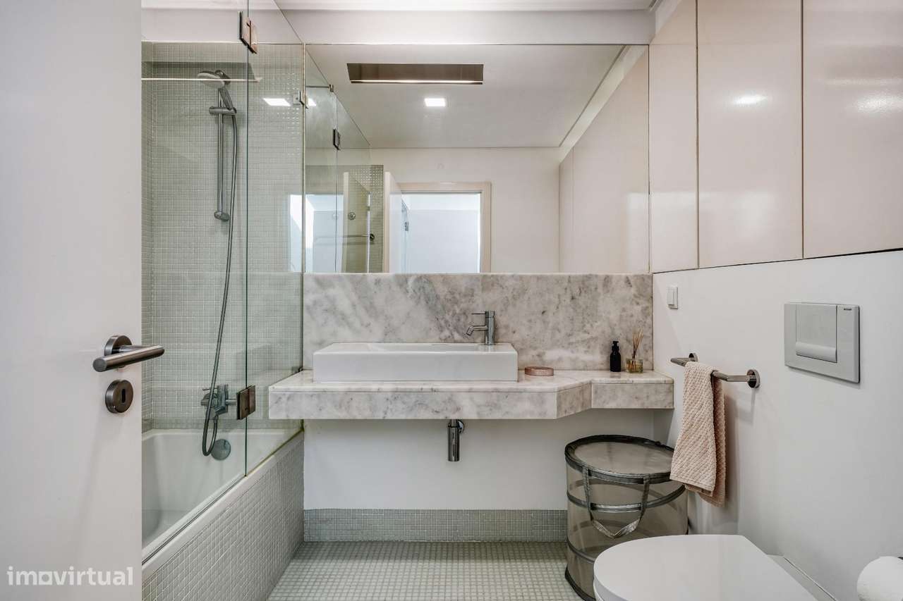 Apartamento de Luxo no Coração de Cascais | Rooftop com Vista Mar-19
