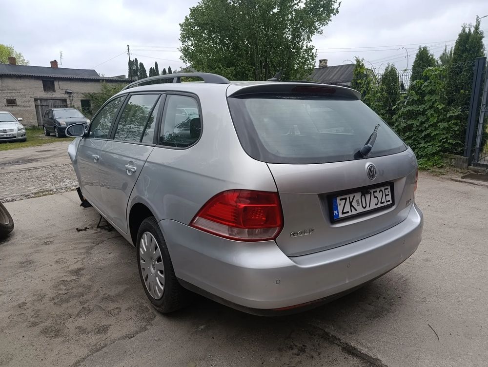 Volkswagen Golf V 1.9 TDI DPF Comfortline DSG 2009