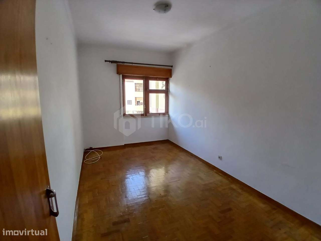 T3 no Coração do Montalvão – Excelente oportunidade para Remodelar ou-18