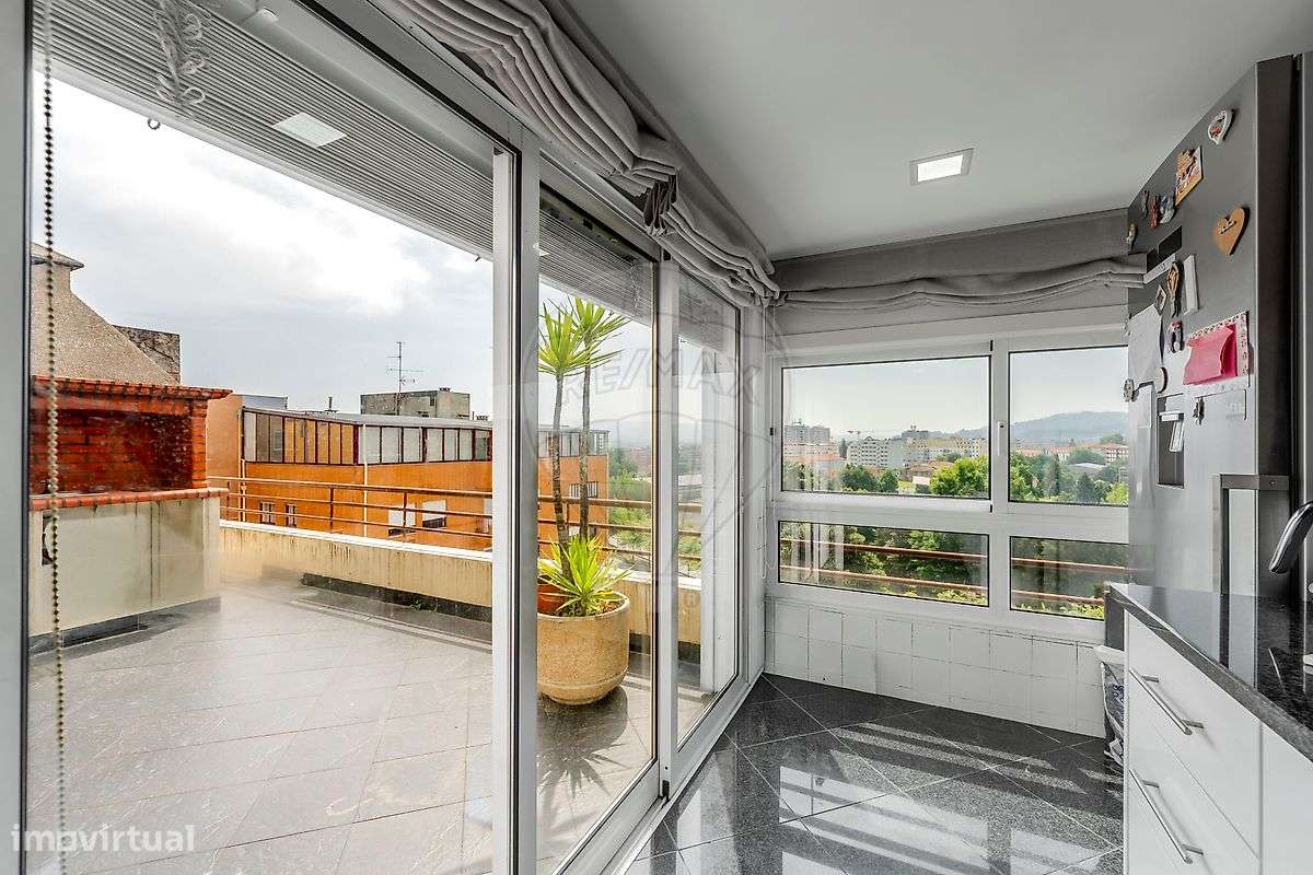 Apartamento T4 para venda-30