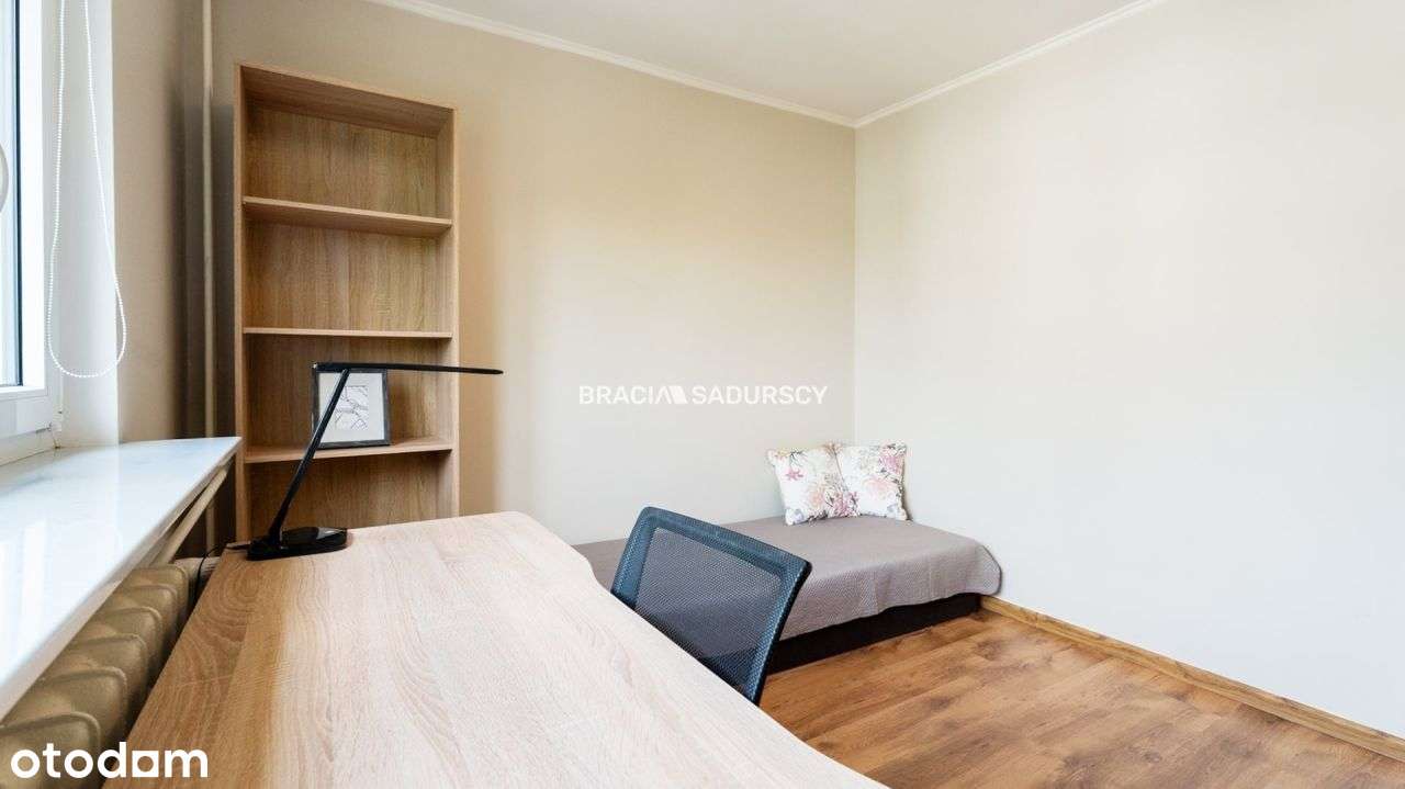 3-pokojowe mieszkanie z loggią- Zawodzie-6