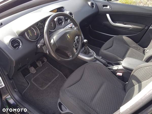 Peugeot 308 1.6 Premium Plus - 24