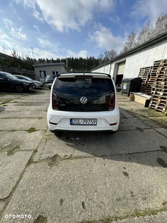 Volkswagen up! - 23