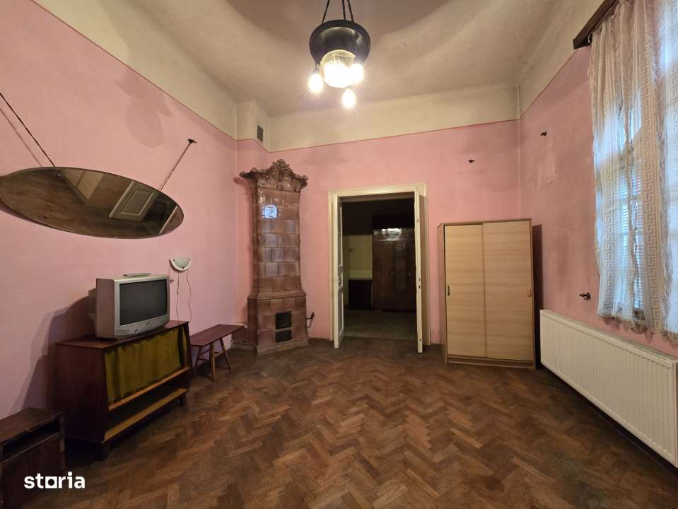 Proprietate interbelica cu arhitectura deosebita – zona Ultracentral - Imagine principală: 5/19