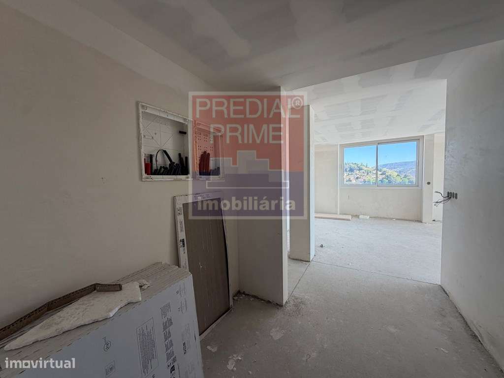 EXCELENTE APARTAMENTO T3 NO CENTRO DE OLIVEIRA DE AZEMEIS-19