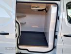 Renault Trafic 1.6 DCI L2H1 (Motor de Frio) - 11