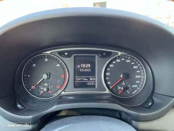 Audi A1 Sportback 1.6 TDI Design - 12