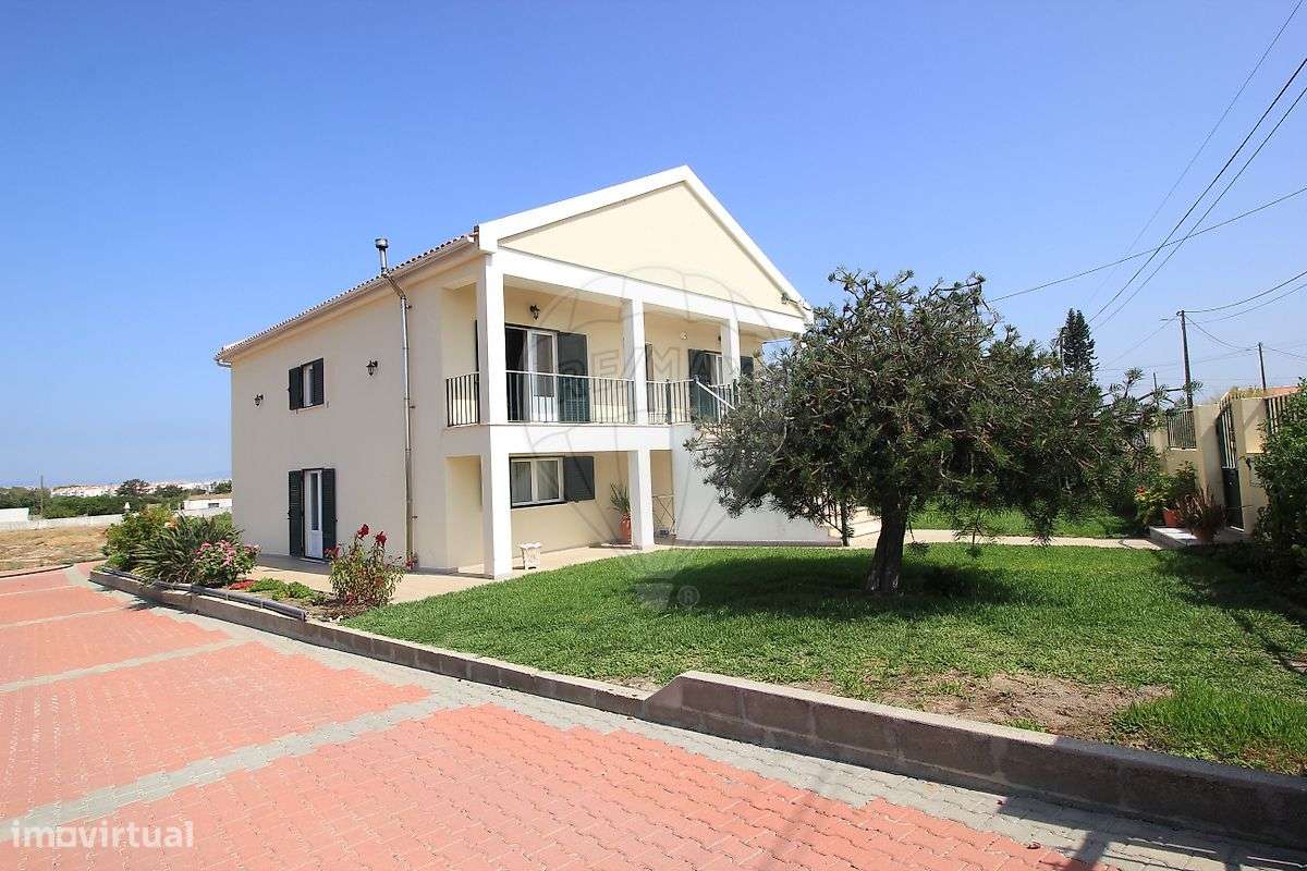 Moradia T5 para venda - Grande imagem: 2/41