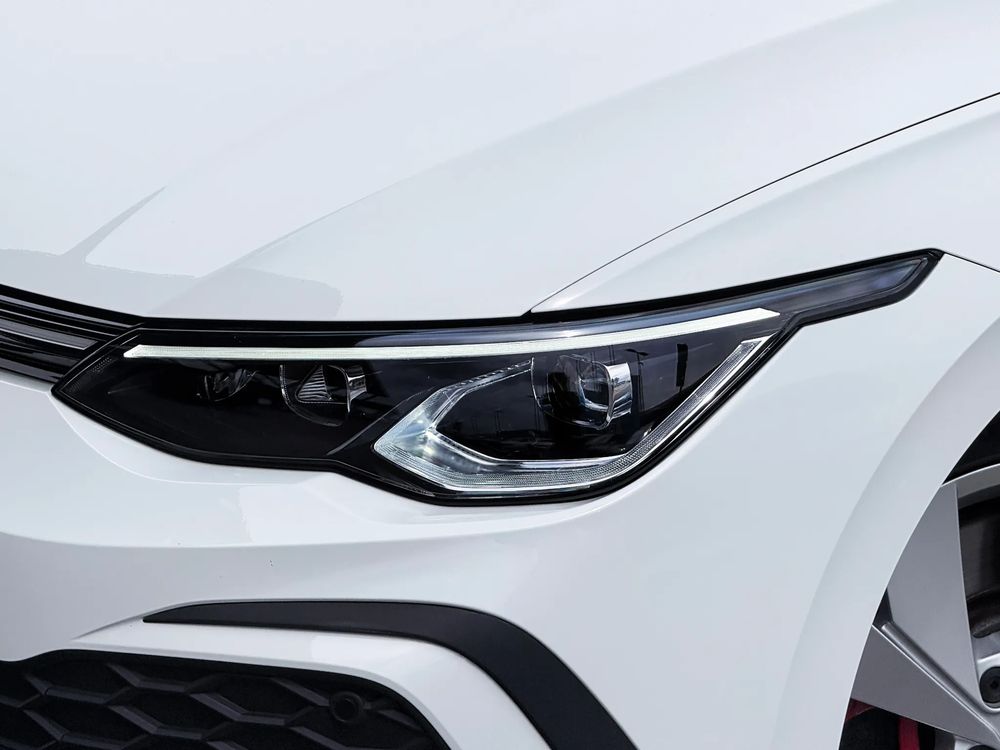 Volkswagen Golf 2.0 TSI Opf DSG GTI 245 KM — zdjęcie 2