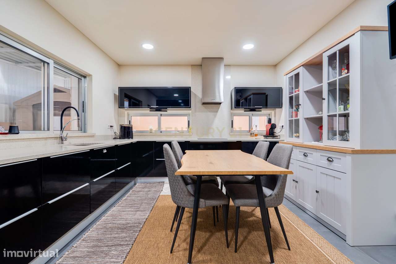 Moradia isolada moderna T3 com cave de 90 m2 em Mexilhoeira Grande, Po-6