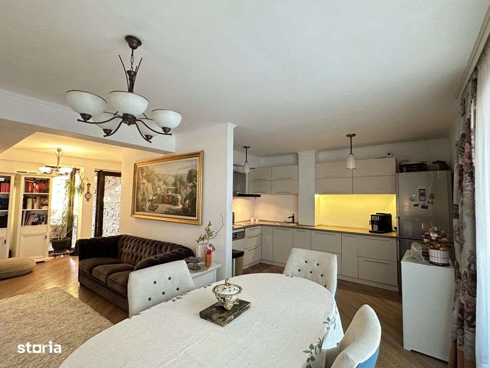 Casa insiruita, 4 camere, Ultramoderna, 195 mp, gradina, Zona Europa - Imagine principală: 5/19