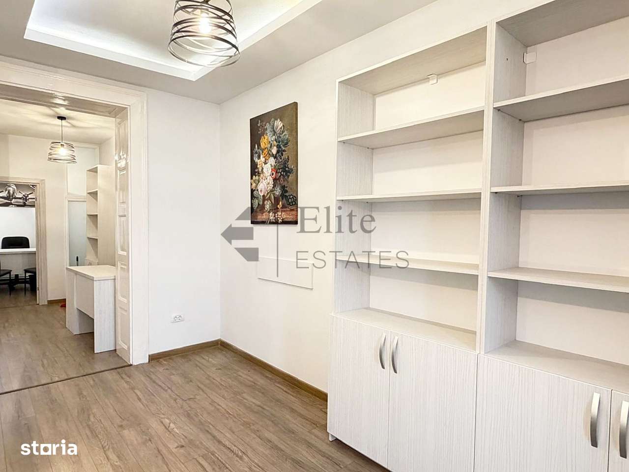 Birou ultracentral pe Republicii Pietonala in Oradea - Imagine principală: 4/13