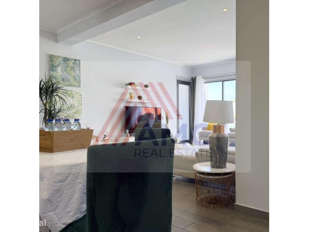 VENDE-SE EXCELENTE APARTAMENTO NO CENTRO DA VILA DA MADALENA-7