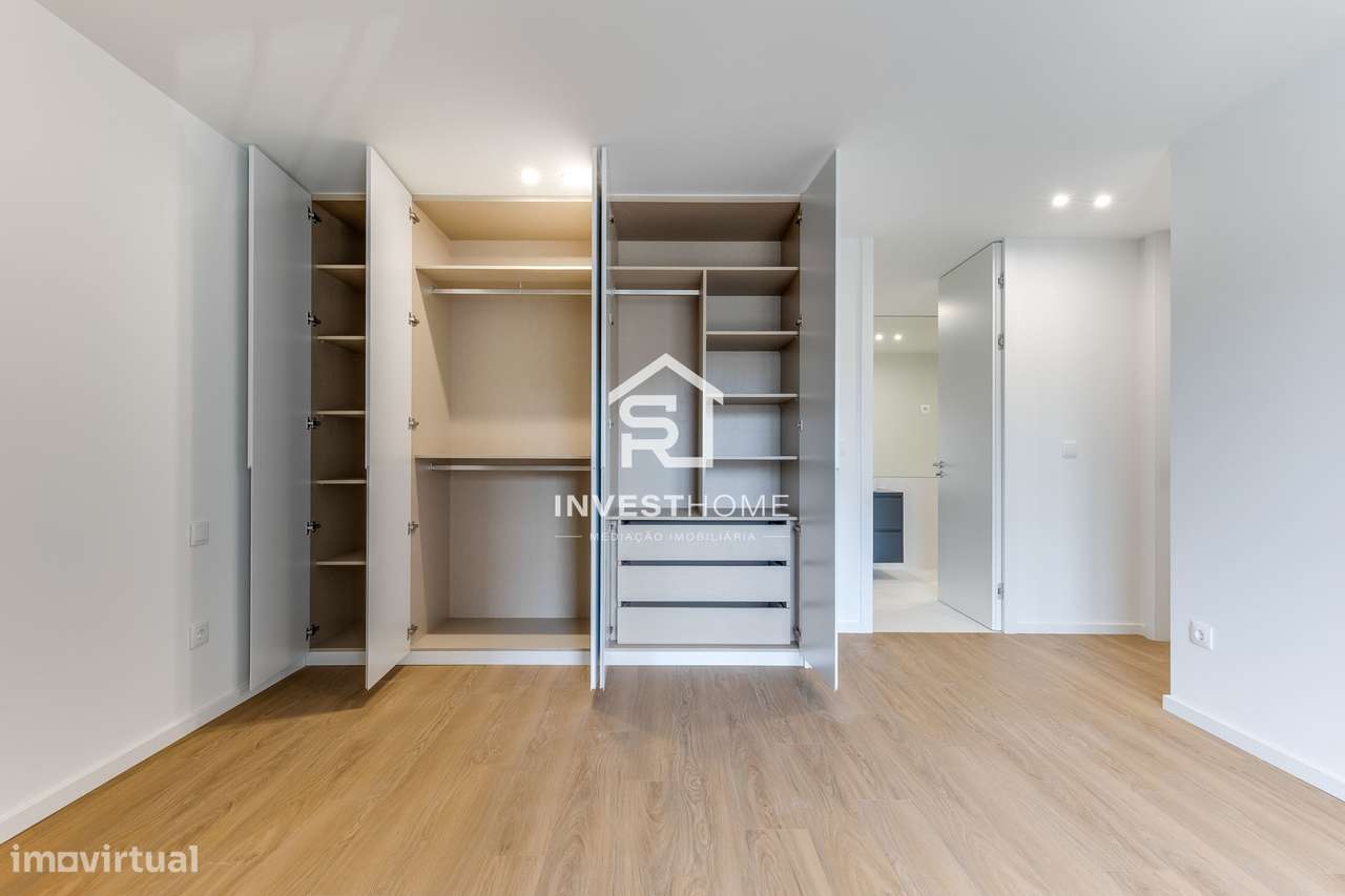 Apartamento T3 | Novo 2025 | Pronto a Escriturar | Varanda | Box-30