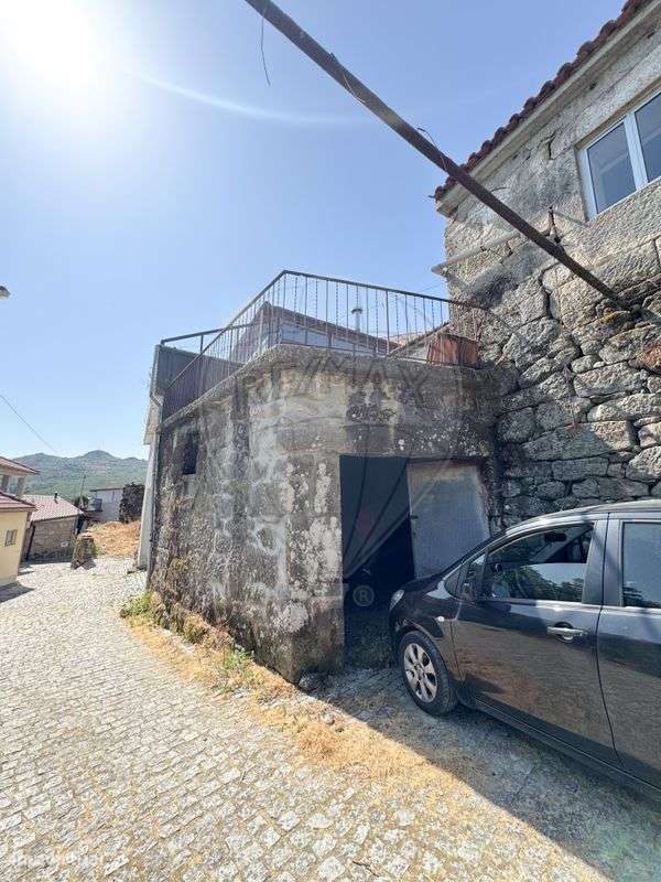 Moradia T3 para venda-20