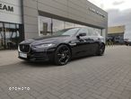 Jaguar XE 2.0 D200 mHEV SE - 10