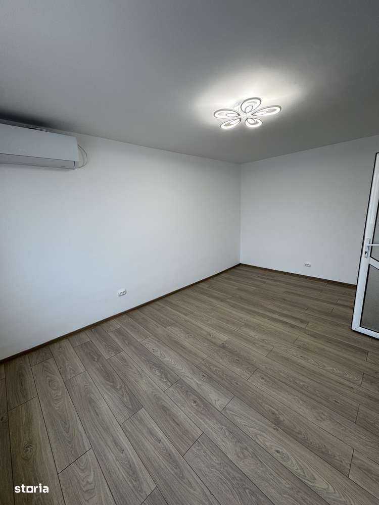 Vand apartament 2 camere decomandat-3