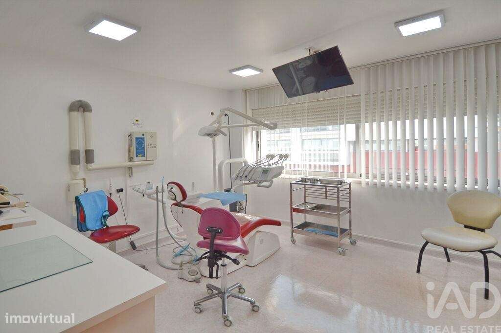 Loja / Estabelecimento Comercial em Alto do Seixalinho, Santo André e - Grande imagem: 2/10