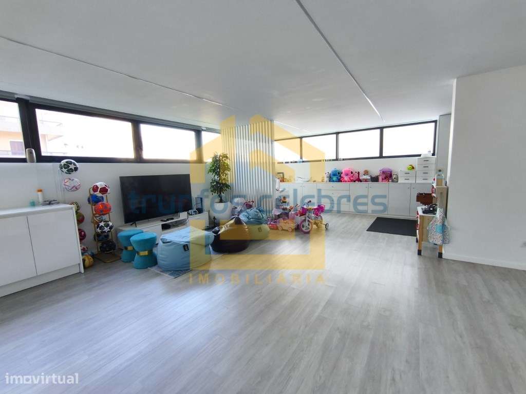 T3 totalmente renovado,a 200 metros da Praia da Fragosa em Aver-o-M...-25