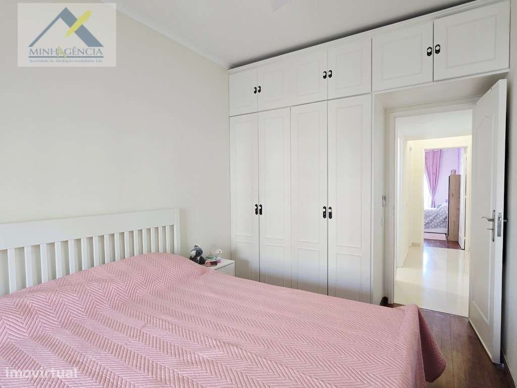 Apartamento T3 remodelado no Bairro do Liceu em Setúbal-20