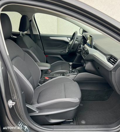 Ford Focus 1.5 EcoBlue Start-Stopp-System COOL&CONNECT - 12