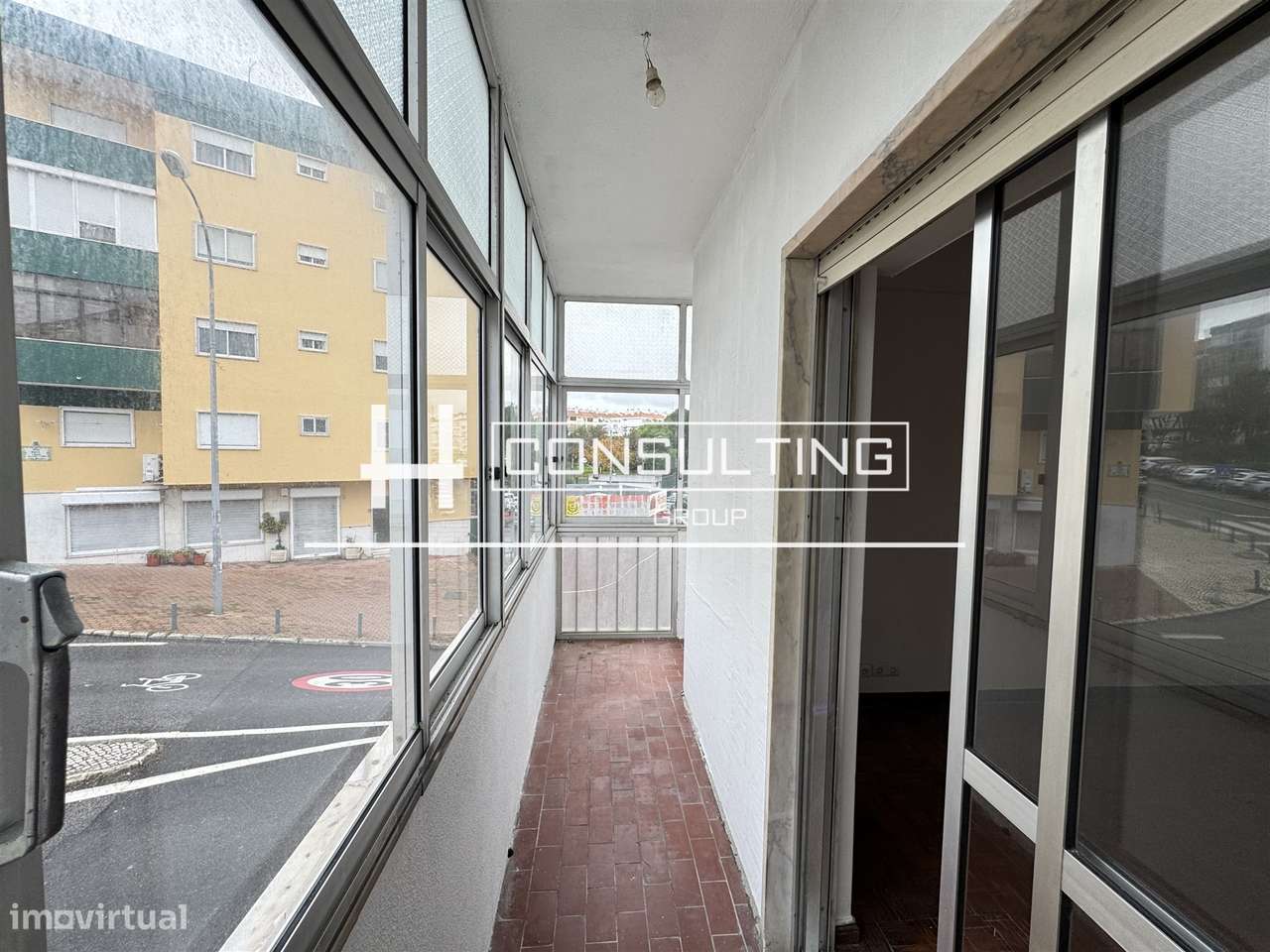 Apartamento T3 Venda em Mina de Água,Amadora-43