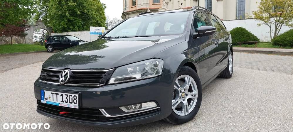 Volkswagen Passat 1.6 TDI Comfortline - 13