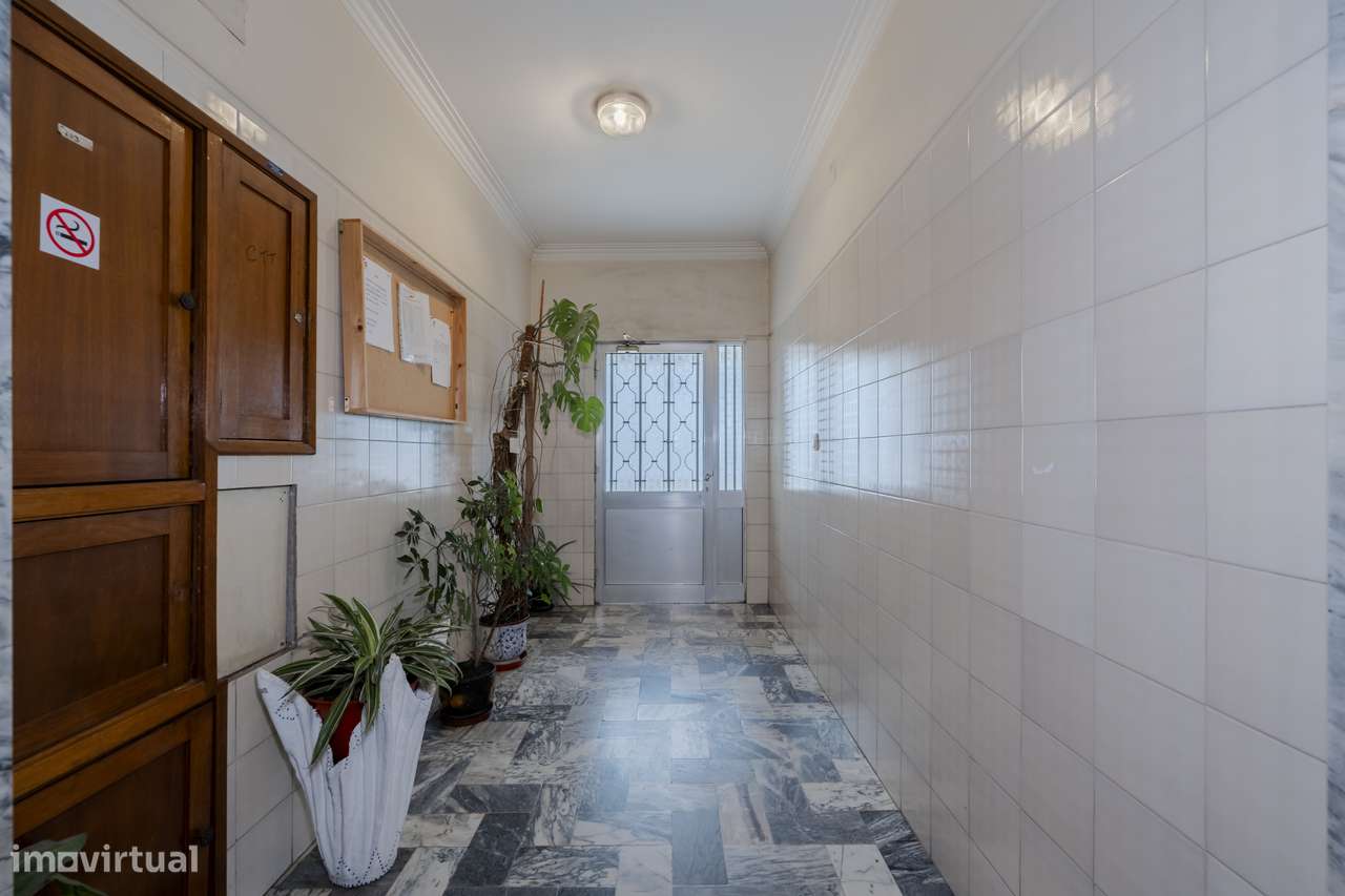 Apartamento T3 Remodelado no Centro de Braga-26