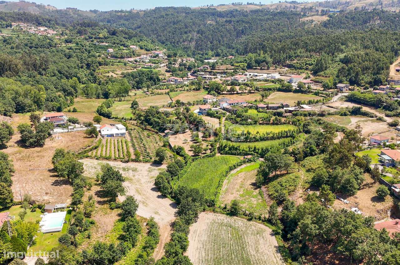 Terreno, 2 386 m², São Gens-7